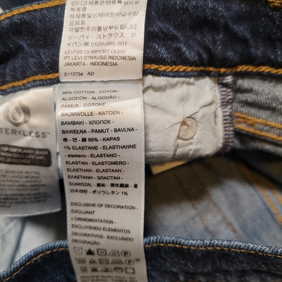 Levi's Wedgie Straight Fit Dark Wash Sz W26 x L26 - Picture 9 of 9